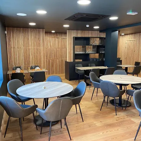 & Du Tremplin מלון בוסאנג