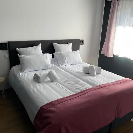 Hotel & Du Tremplin 3*