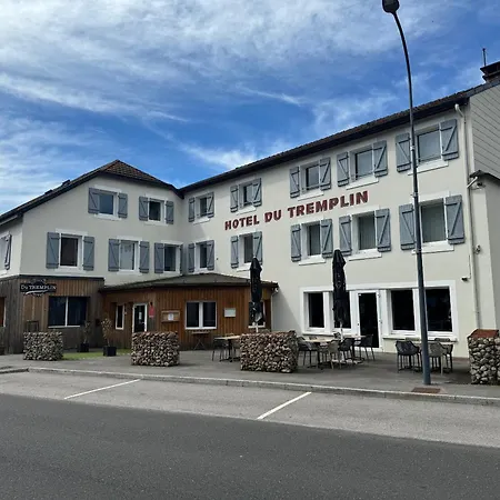 & Du Tremplin 3* 比桑