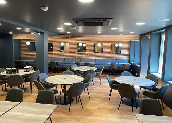 & Du Tremplin 酒店 比桑