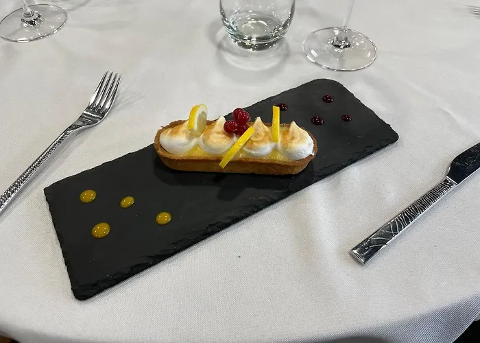 酒店 & Du Tremplin 比桑