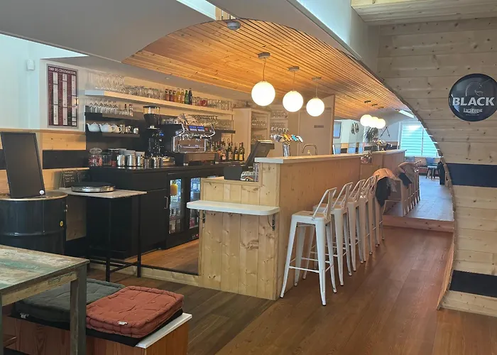 & Du Tremplin 酒店 3*